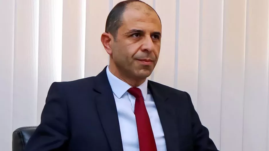 Υποχρεωτική και όχι στο σπίτι η απομόνωση Τ/κ από 72 χώρες