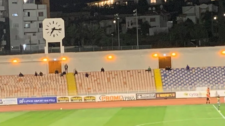 Τόσοι...