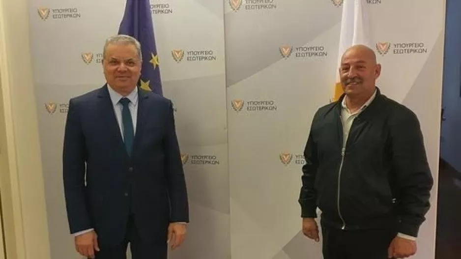 Πρόσφερε 50 χιλιάδες κατά του κορωνοϊού ο Κοινοτάρχης Πεδουλά