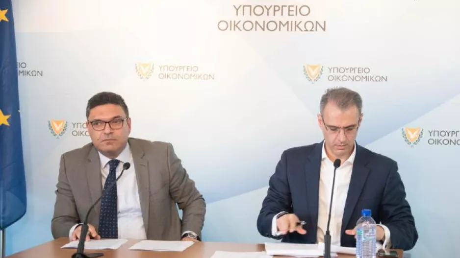 Αναστολή δόσεων και κρατικές εγγυήσεις €2 δις για νέα δάνεια