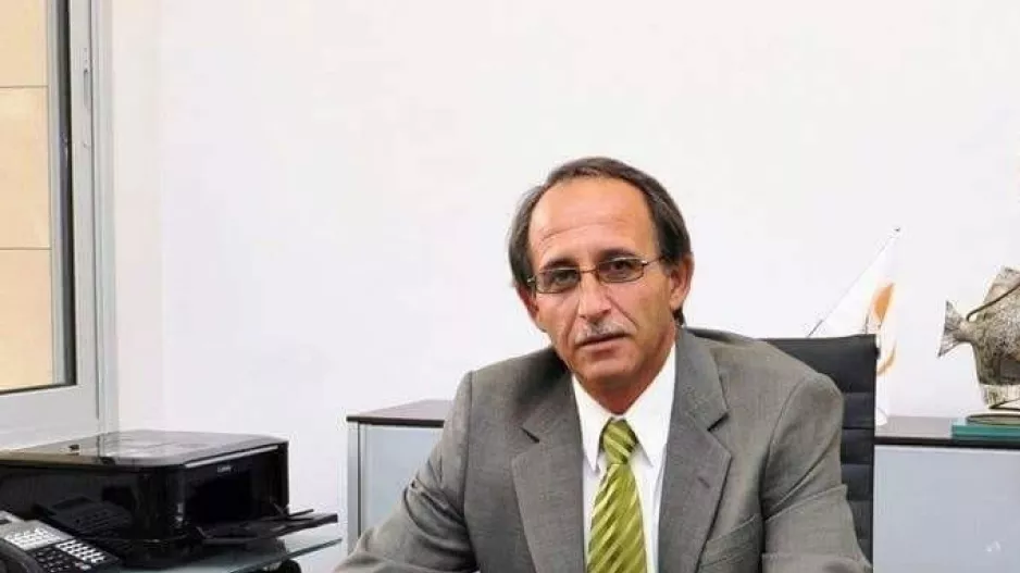 ΑΝΑΛΑΜΒΑΝΕΙ ο Ανδρέας Θεοδοσίου 