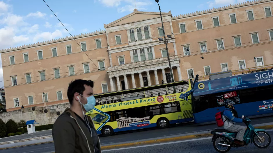 ΑΥΤΟΙ θα έχουν δικαίωμα να κυκλοφορούν στην Ελλάδα