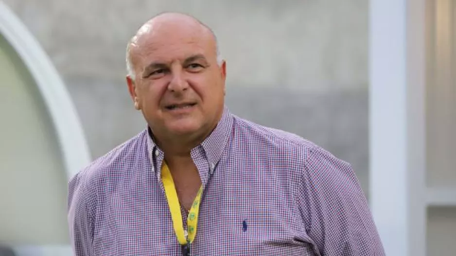 Ένα το ίδιο... 