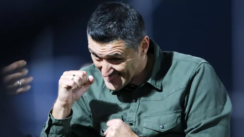 Ο Κέρκεζ...
