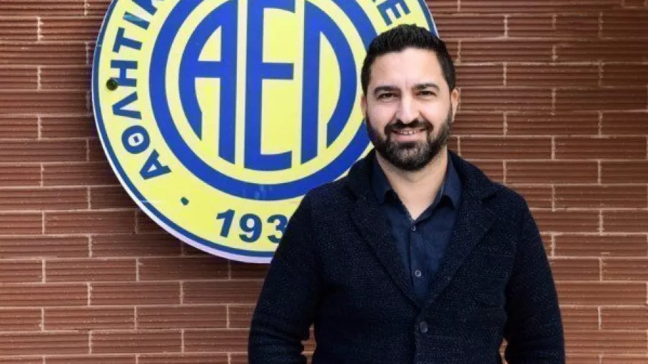 Η ΑΠΟΨΗ του Θεόδωρου για... κορονοϊό/ "Ότι και ο COSMOTE στην Ελλάδα..."
