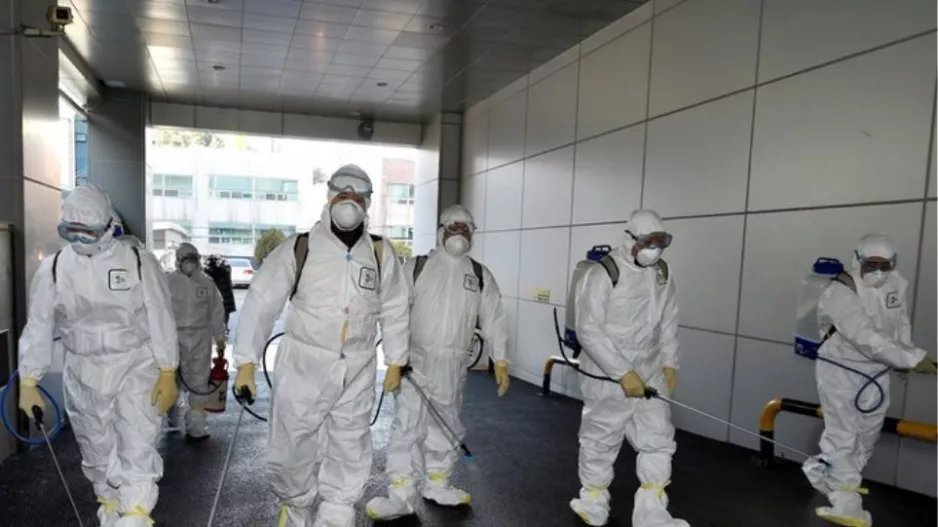Ουκρανία: Συνελήφθησαν τρεις άνδρες που έκλεψαν 100.000 μάσκες