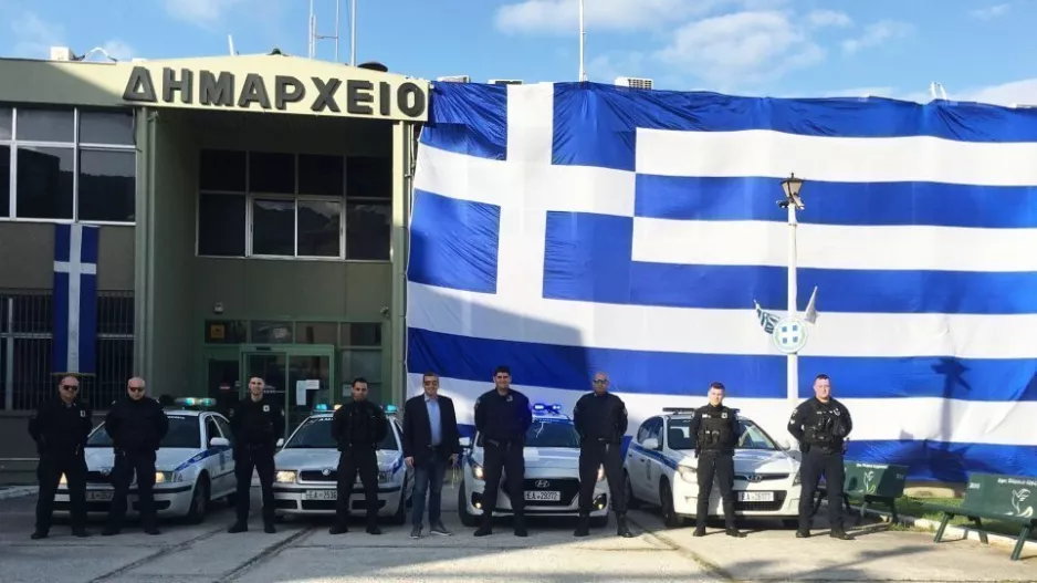 Eλληνική σημαία 350 τ.μ.