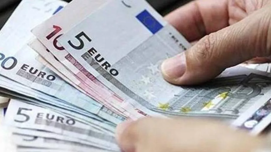 Πότε θα πληρωθούν τα έκτακτα επιδόματα
