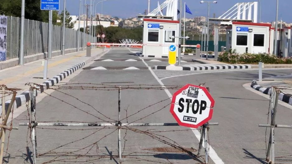 Κατεχόμενα: Έκλεισαν τα οδοφράγματα-Ποιοι θα μπορούν να περάσουν