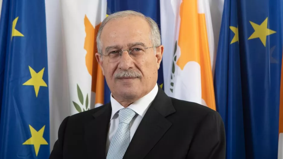 Κ.Εκπρόσωπος/Ανοικτό για απαγόρευση κυκλοφορίας στην Κύπρο