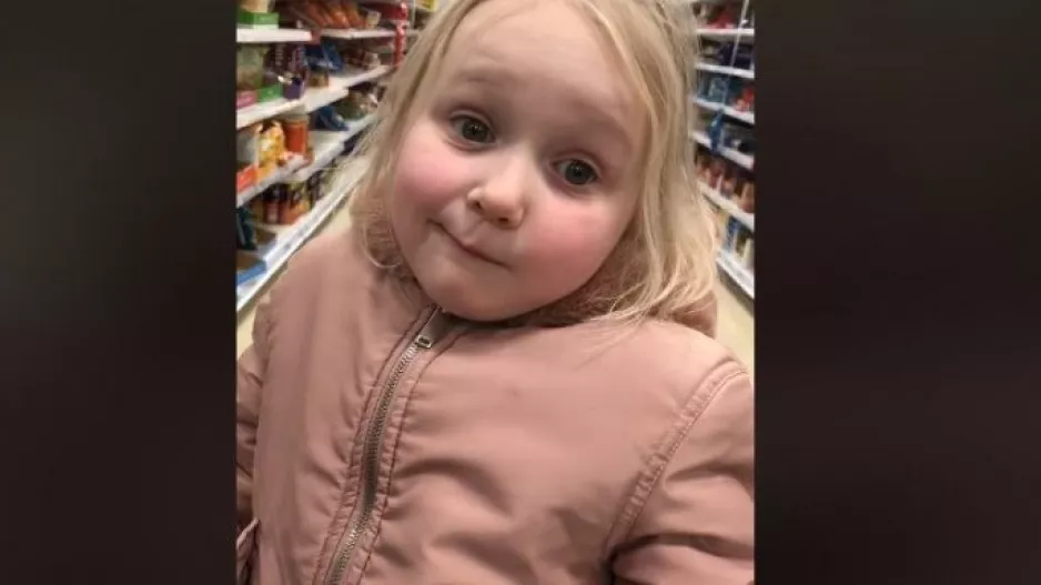 Viral η αντίδραση 4χρονης μπροστά στα άδεια ράφια των σούπερ μάρκετ! (βίντεο)
