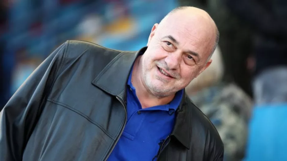 "Η άποψη του Ολυμπιακού μας αφήνει αδιάφορους"