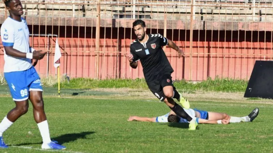 Κίνηση... από Μυτίδη