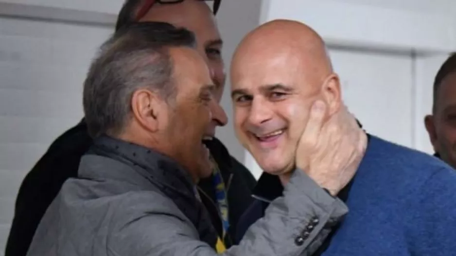 Αντεπίθεση... 