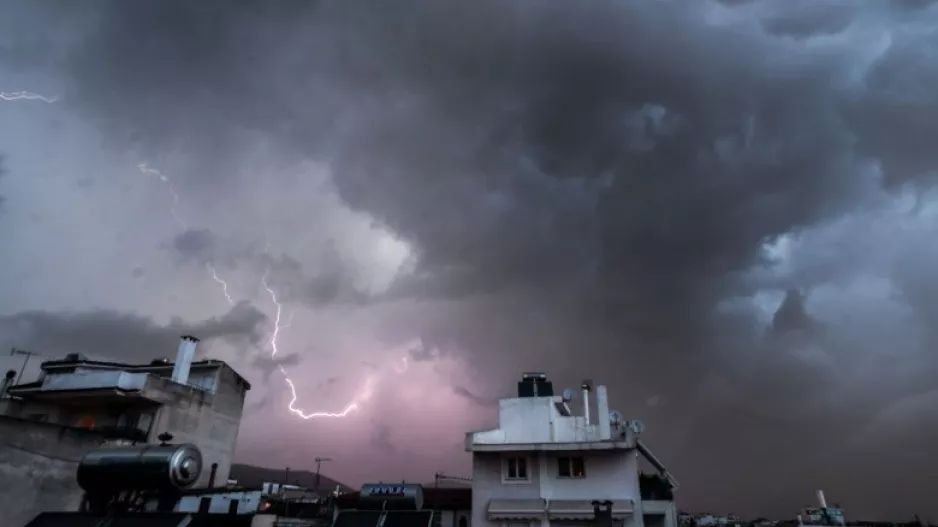 Έρχονται καταιγίδες με χαλάζι - Ποιες περιοχές θα επηρεαστούν