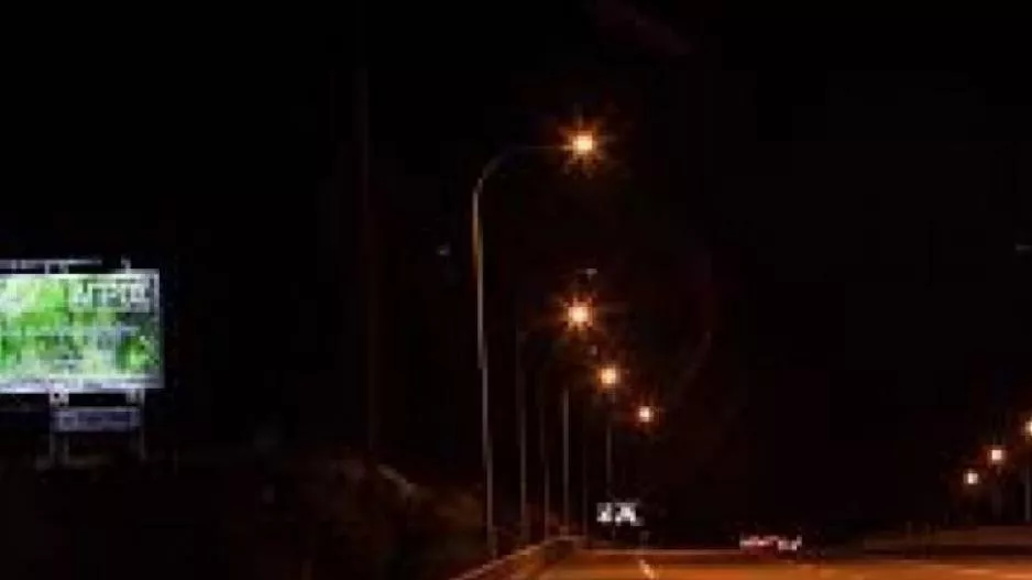 ΠΡΟΣΟΧΗ/ΕΚΛΕΙΣΕ λωρίδα στον αυτοκινητόδρομο λόγω βλάβης