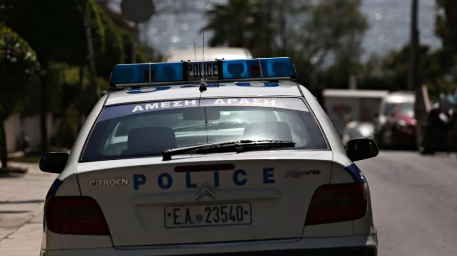 ΕΛΛΑΔΑ/Μέτρα-σοκ το Πάσχα: Αστυνομικοί σε εκκλησίες, πολυκατοικίες και εξοχικά