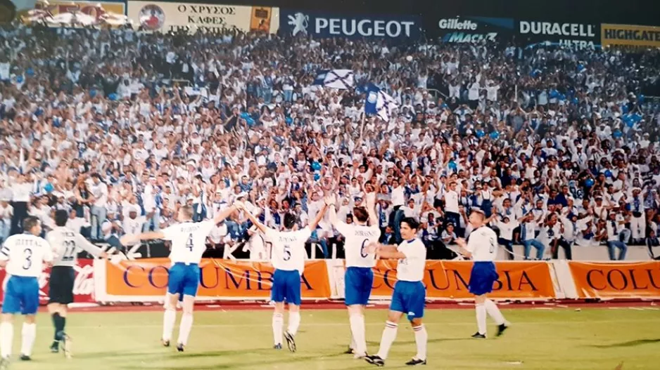 Απόλλων... 2001