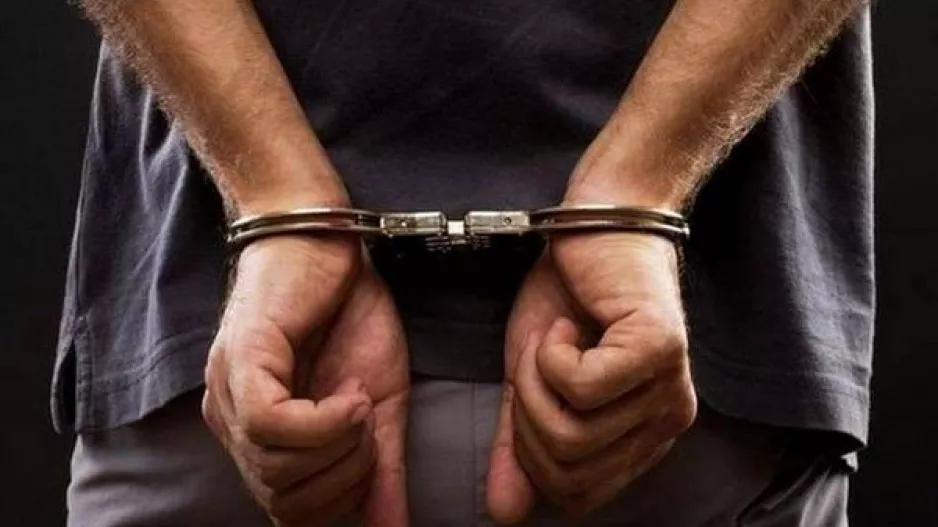 Συνωμοσία προς διάπραξη κακουργήματος - Παράνομη κατοχή περιουσίας