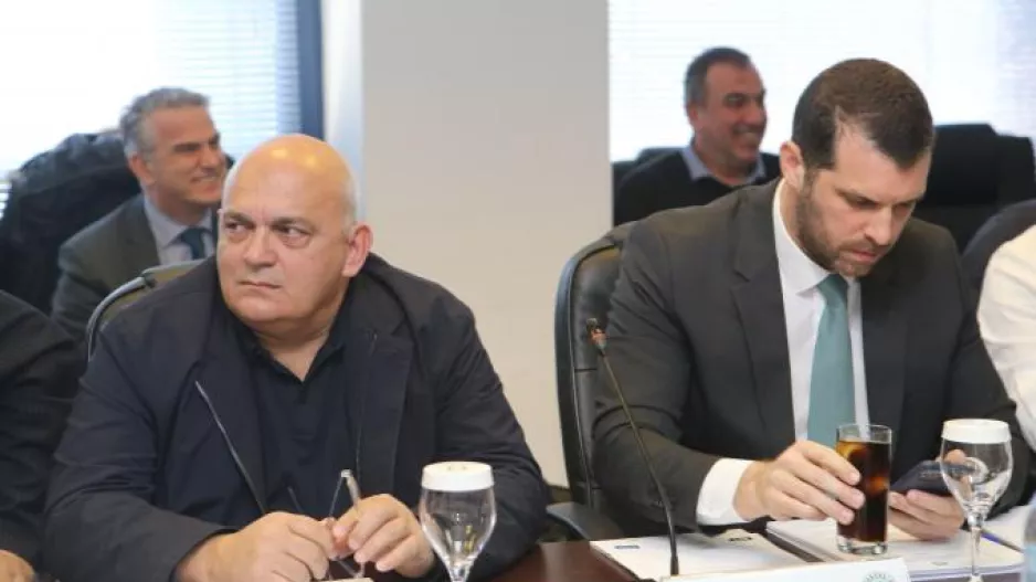 Έρχονται συζητήσεις για μειώσεις στα συμβόλαια των παικτών