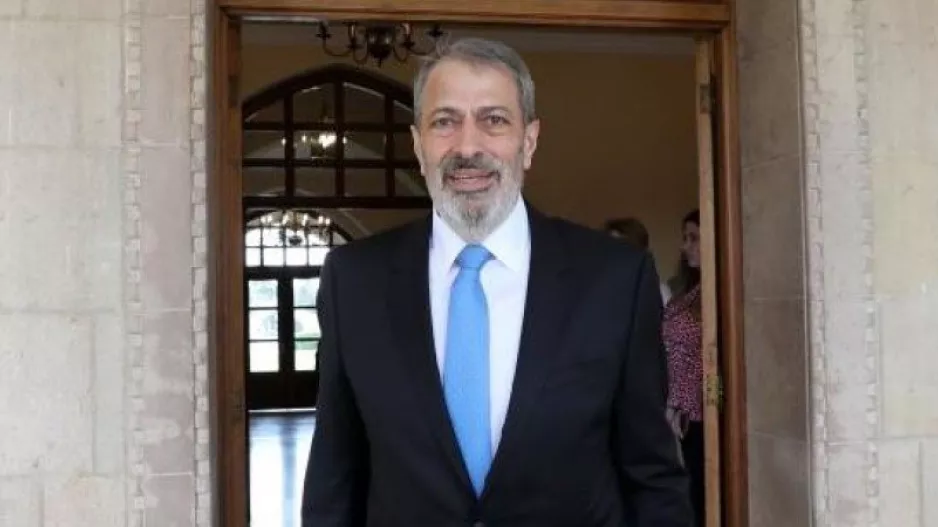 Υπουργός/Χουλιγκανισμός