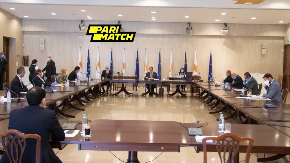 ΦΩΤΟΣ από τη σημαντική σύσκεψη στο Προεδρικό