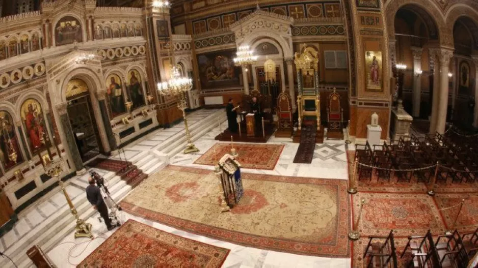 Κεκλεισμένων των θυρών