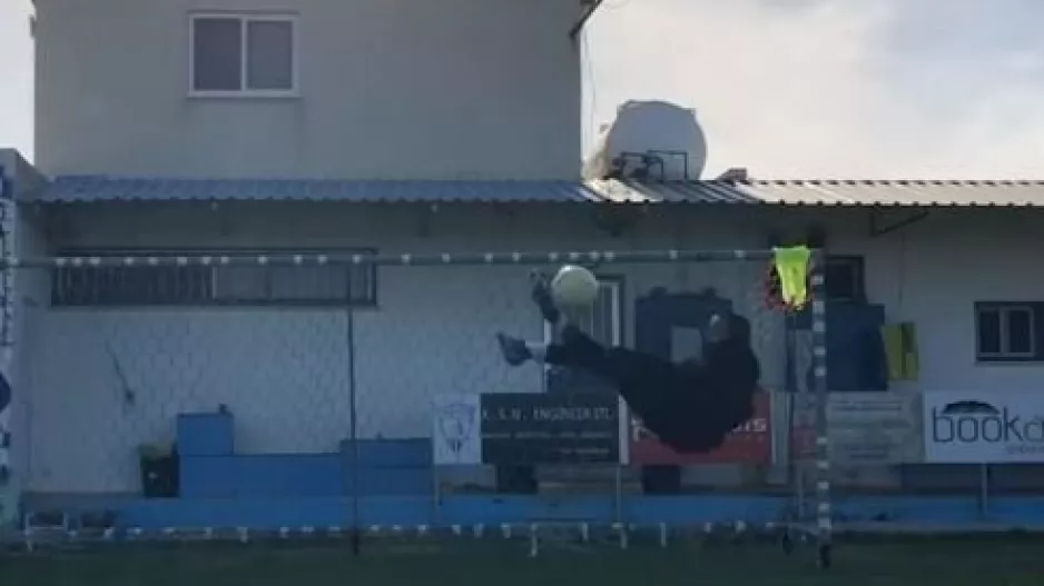 (ΒΙΝΤΕΟ) Από την... Αραδίππου viral στο 433!