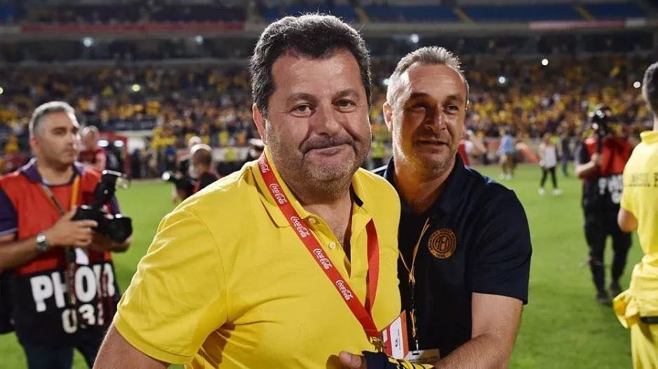 "Δεν είναι ώρα για λάβαρα Τσε Γκεβάρα-ΚΟΙΝΗ γραμμή-Εκβιάζει ο κ. Νεοφυτίδης"/ΔΗΛΩΣΕΙΣ ΣΟΦΟ