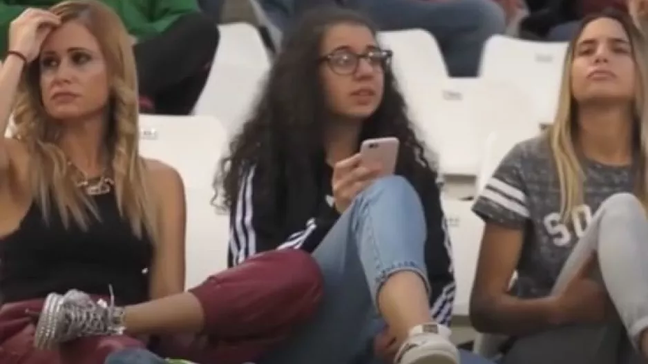 (ΒΙΝΤΕΟ) Τραγούδι του Ομίλου Γυναικών για την ΟΜΟΝΟΙΑ! 