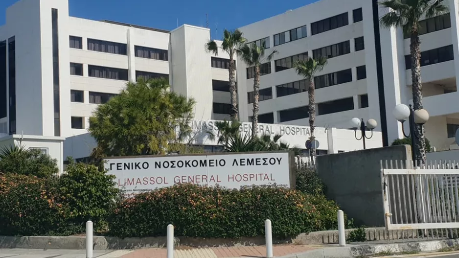 ΓΝ Λεμεσού: Τέσσερα διασωληνωμένα κρούσματα