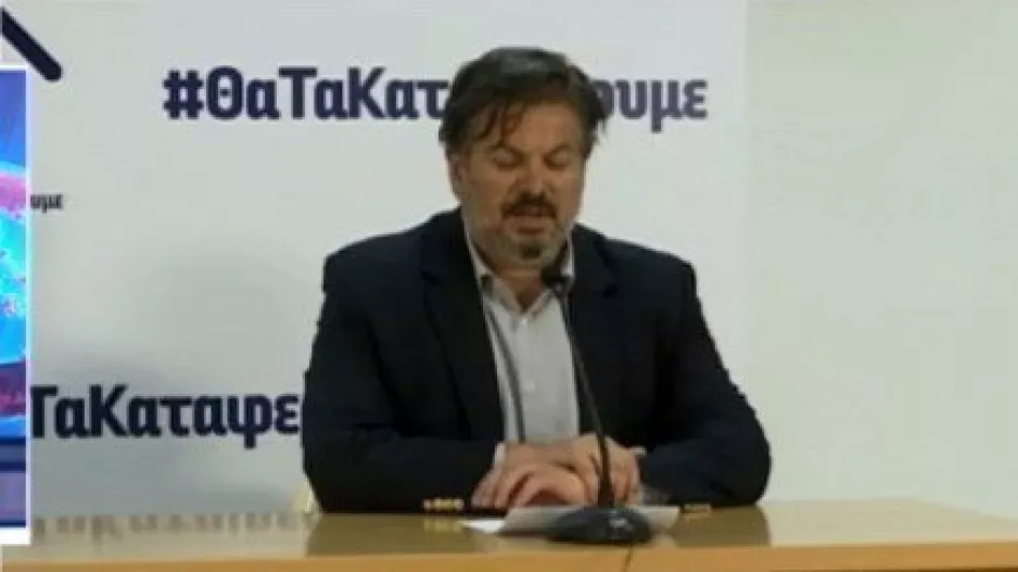 Δρ Κωστρίκης: "O ιός είναι παντού και μπορεί να σας προσβάλει"