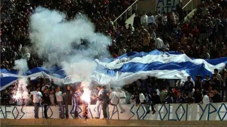 Κατάμεστο γήπεδο! 