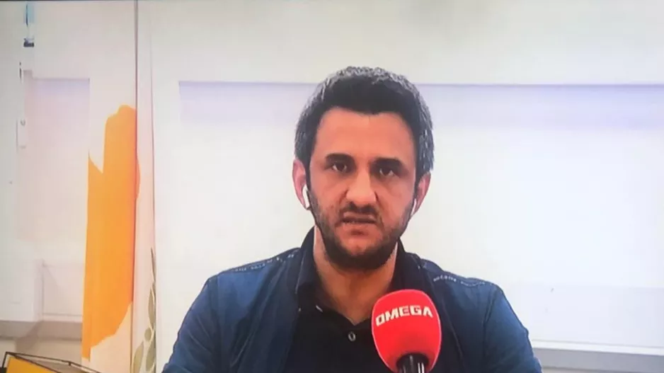ΣΧΟΛΙΟ για τηλεφωνήματα: "Δεν πρόκειται να σχολάσουν αν δεν απαντήσουν σε όλους"