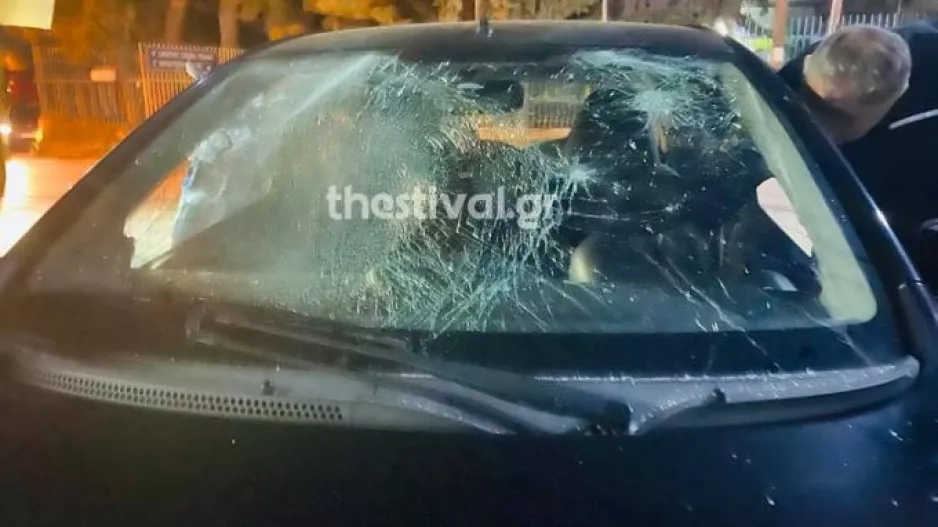 Απίστευτο: Επίθεση οπαδών στη Θεσσαλονίκη εν μέσω καραντίνας! (βίντεο)