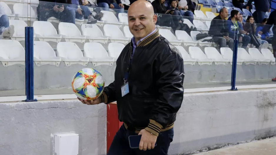 Κρατάει την... μπάλα ο Ευγένιος
