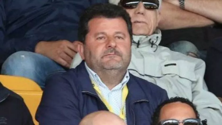 ΣΟΦΟΚΛΕΟΥΣ/”Είναι ντροπή"