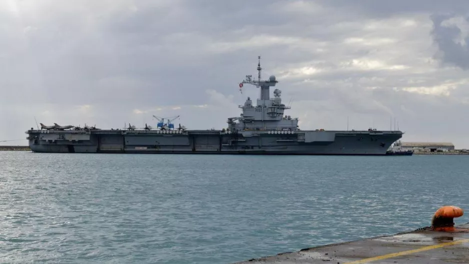 Σοκ με το Charles de Gaulle – Θετικοί στον κοροναϊό σχεδόν οι μισοί ναύτες του αεροπλανοφόρου