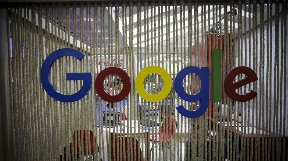 Η Google «ρίχνει» $6,5 εκατ. στη «μάχη» κατά των fake news