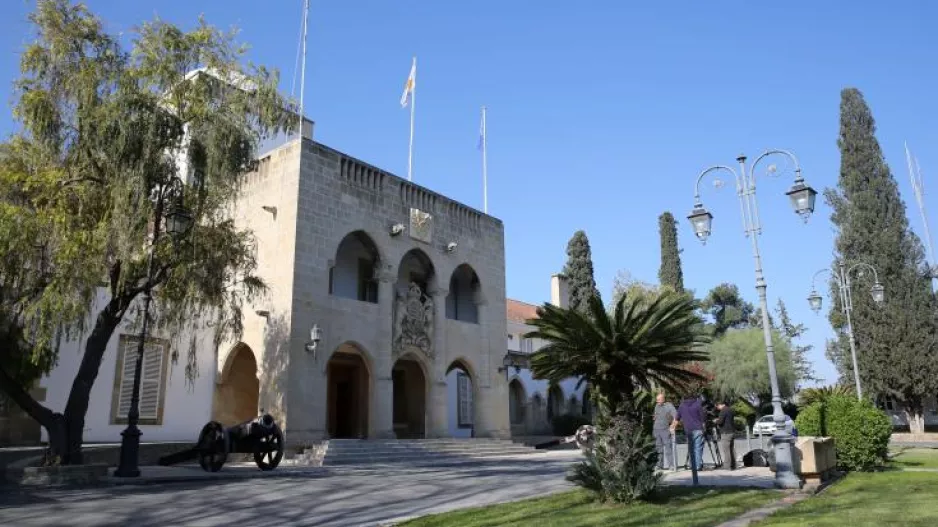 Ο ΠτΔ θα ενημερώσει τα κόμματα για την κατάσταση οικονομίας και τους σχεδιασμούς της κυβέρνησης