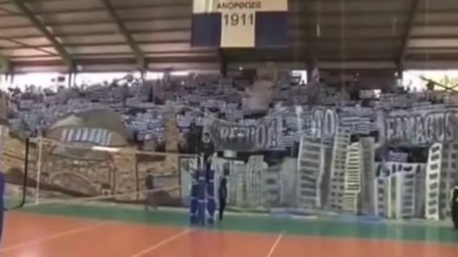 ΣΥΓΚΛΟΝΙΣΤΙΚΟ Βίντεο/Αμέτρητες σημαίες και Αμμόχωστος κόντρα στους Τούρκους