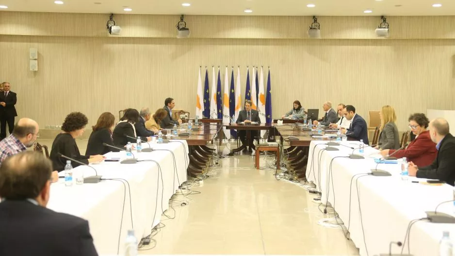Η... μεγάλη Τετάρτη για χαλάρωση μέτρων-Τι θα γίνει Μάη, τι Ιούνη