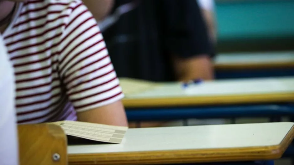 ΠΟΤΕ επιστρέφει στα θρανία η Γ' Λυκείου