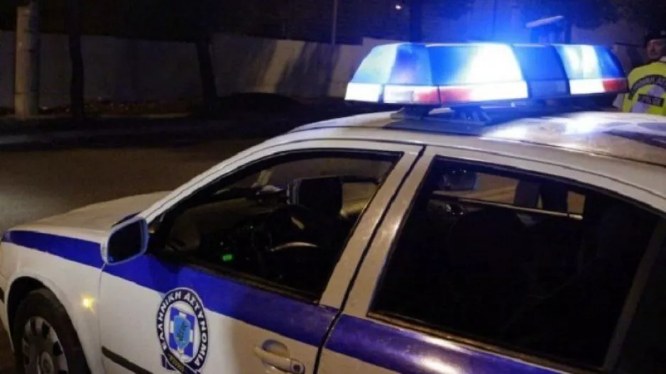 Αθήνα: Άνδρας άνοιξε πυρ και ταμπουρώθηκε στο διαμέρισμά του