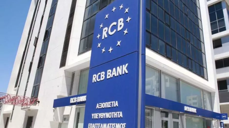 Δωρεά 12 αναπνευστήρων από RCB Bank