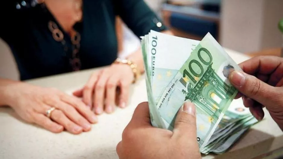 Άρχισε η καταβολή επιδομάτων σε όσους είχαν λάθος στοιχεία