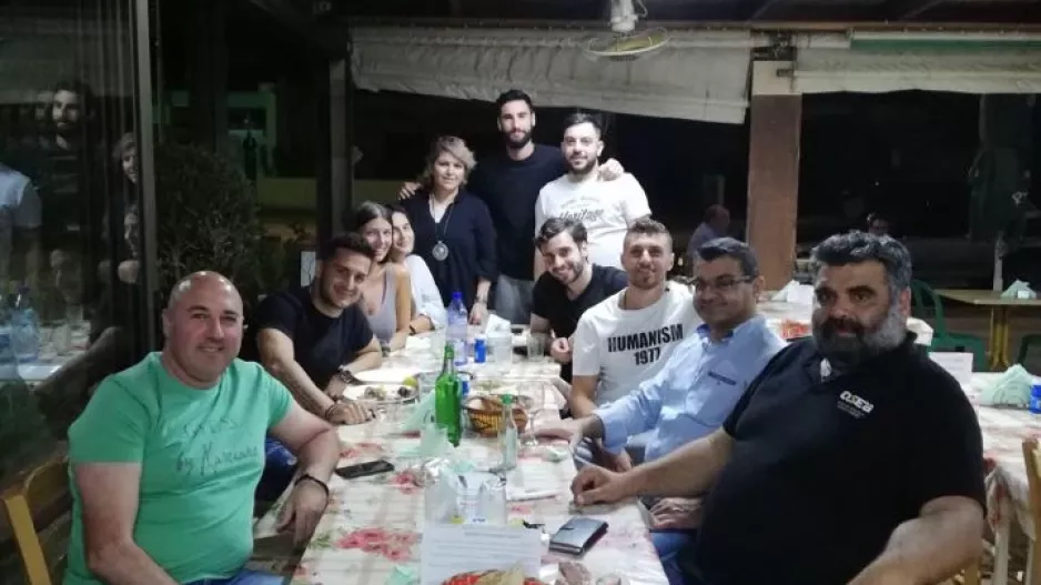Αντίο... στους Ελλαδίτες