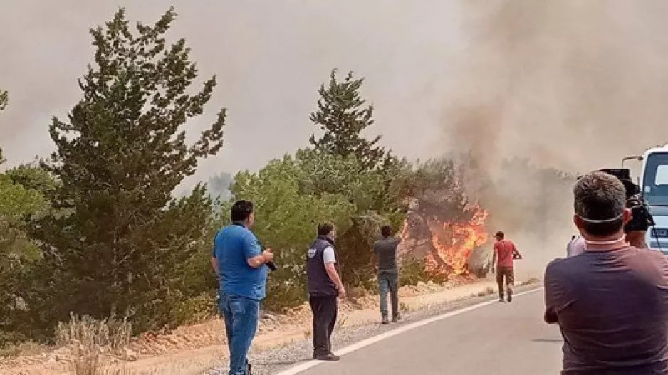 Φωτιές στα κατεχόμενα