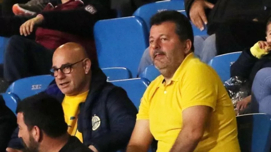 Στην ώρα τους...