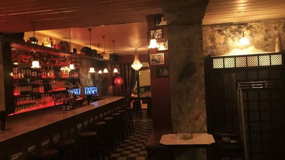 Δεν ανοίγουν μπαρ, νυκτερινά κέντρα, δισκοθήκες και μουσικοχορευτικοί χώροι/Διευκρινίσεις 